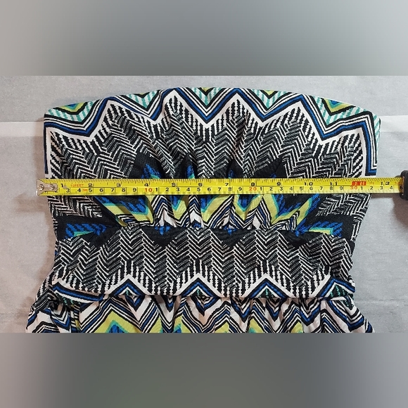 Dress - Picture 3 of 7